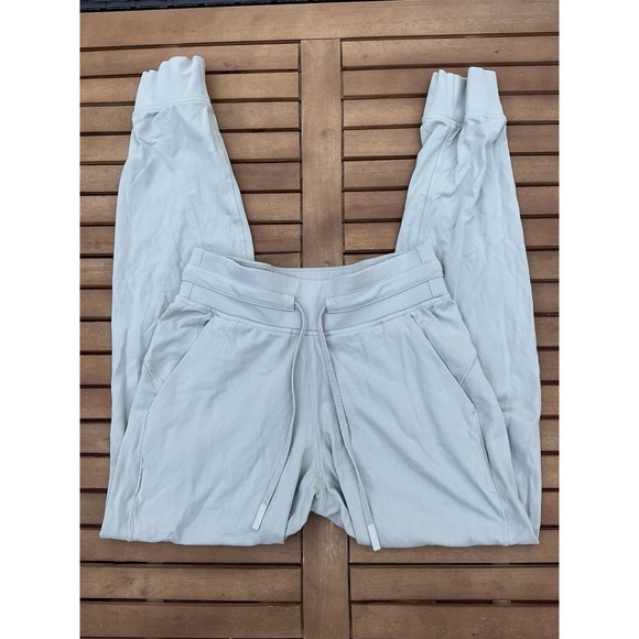 Lululemon Ready To Rulu Mint Green Jogger Size 4 Inseam 28 - Picture 1 of 5